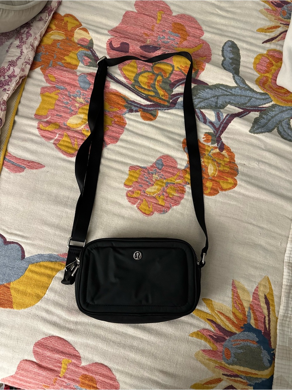lululemon crossbody